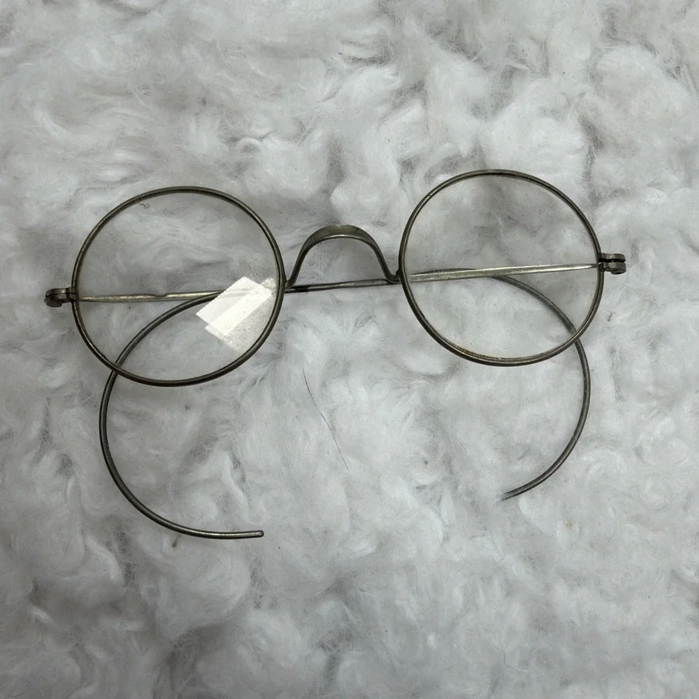 Antique Glasses Wire Silver Wire Rim Round Early 1900's Vintage Optical Wig Case